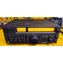 ICOM IC-775DSP RTX HF 0-30MHZ ALL MODE 200W ALIMENTATORE ENTROCONTENUTO - OTTIMO STATO